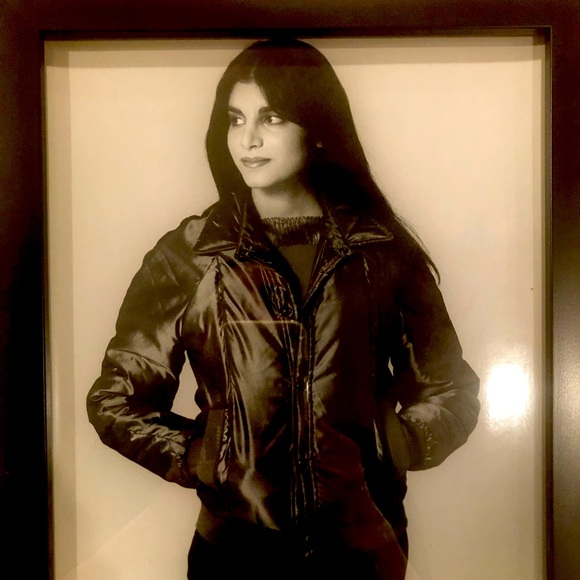 Meet your Posher, Ariane - Picture 1 of 1